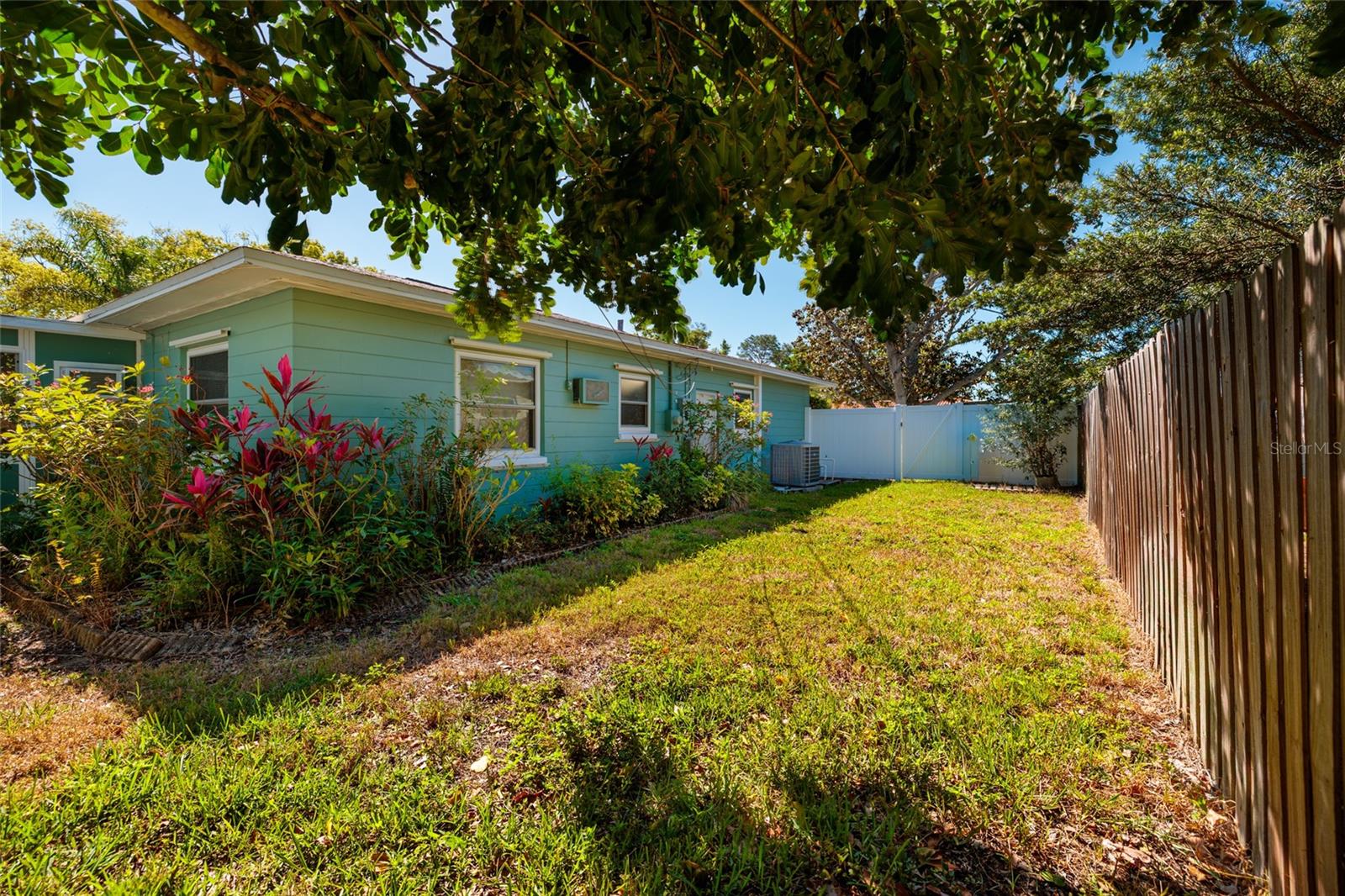 Image 47 of 54 For 11623 84th Avenue