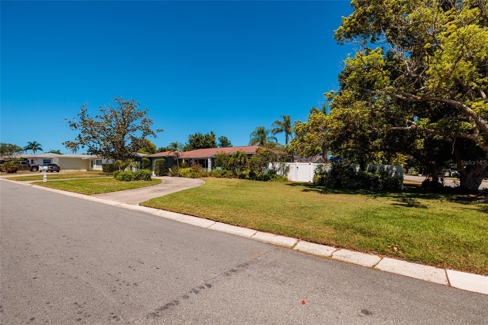 Image 48 of 54 For 11623 84th Avenue