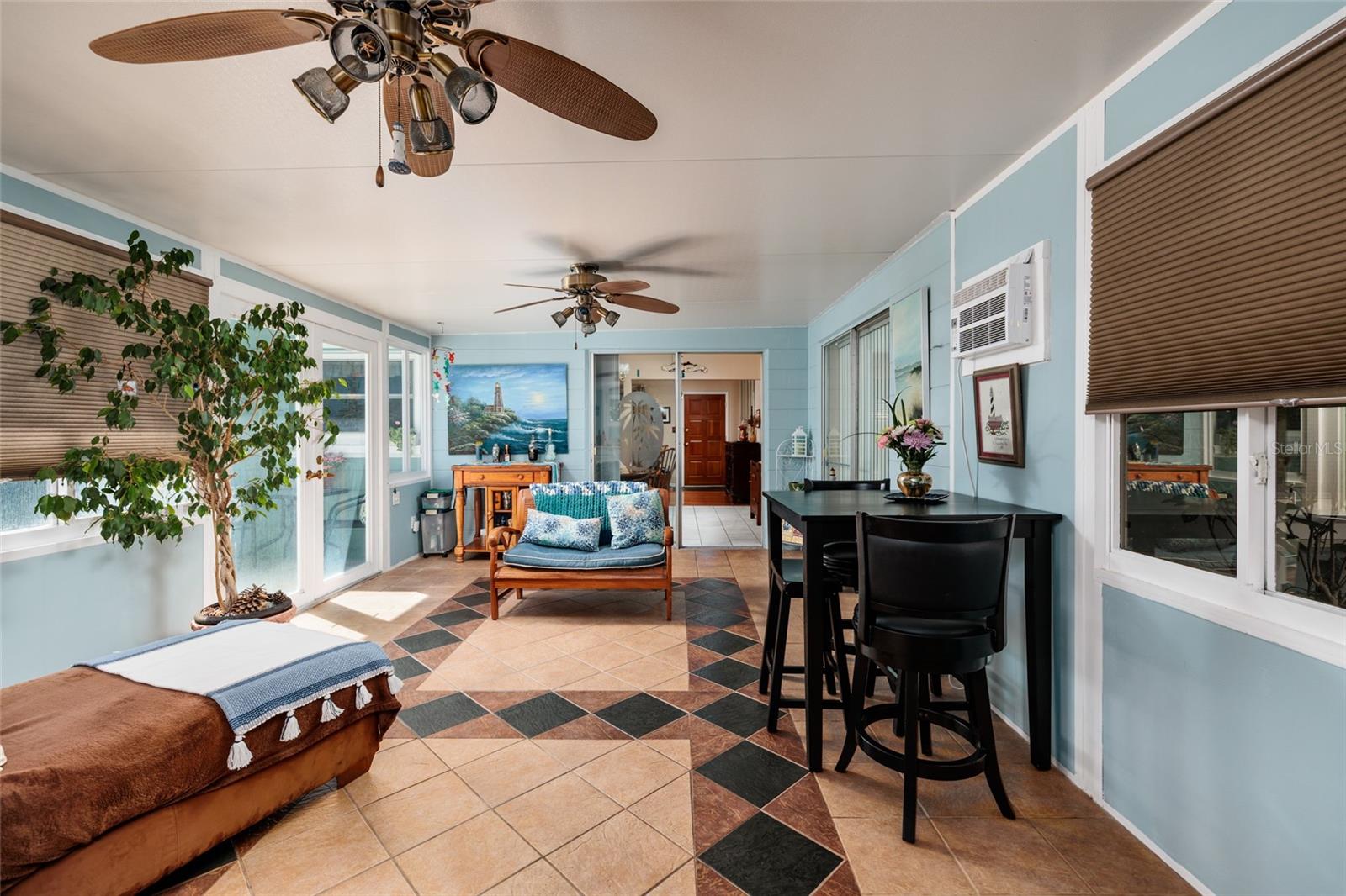 Image 8 of 54 For 11623 84th Avenue