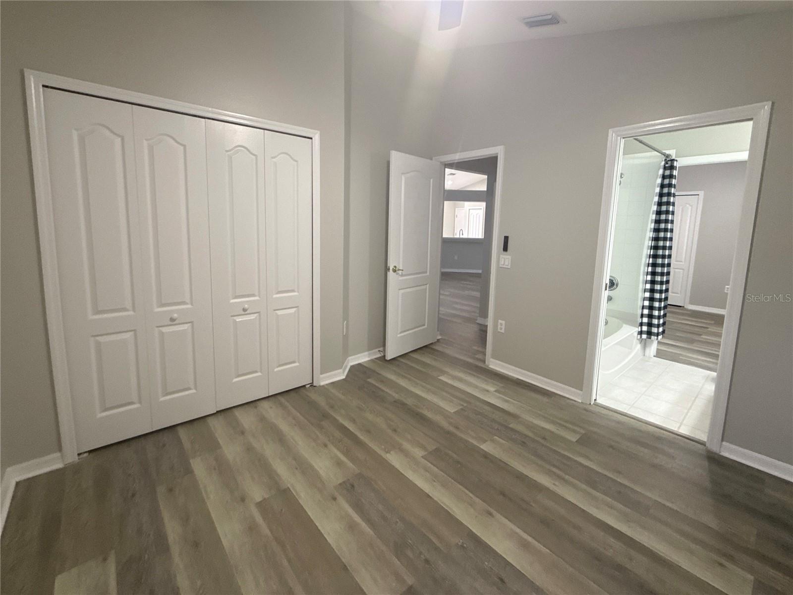 Image 30 of 54 For 6323 Open Pasture Court