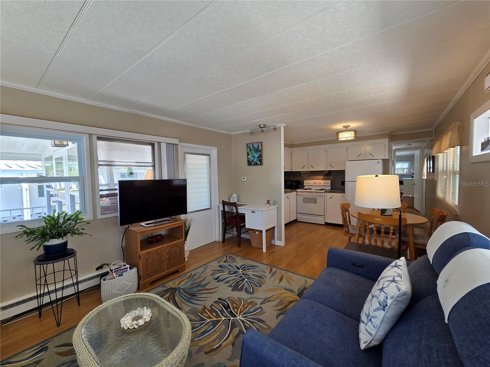 Image 4 of 24 For 4333 72nd Street N 80