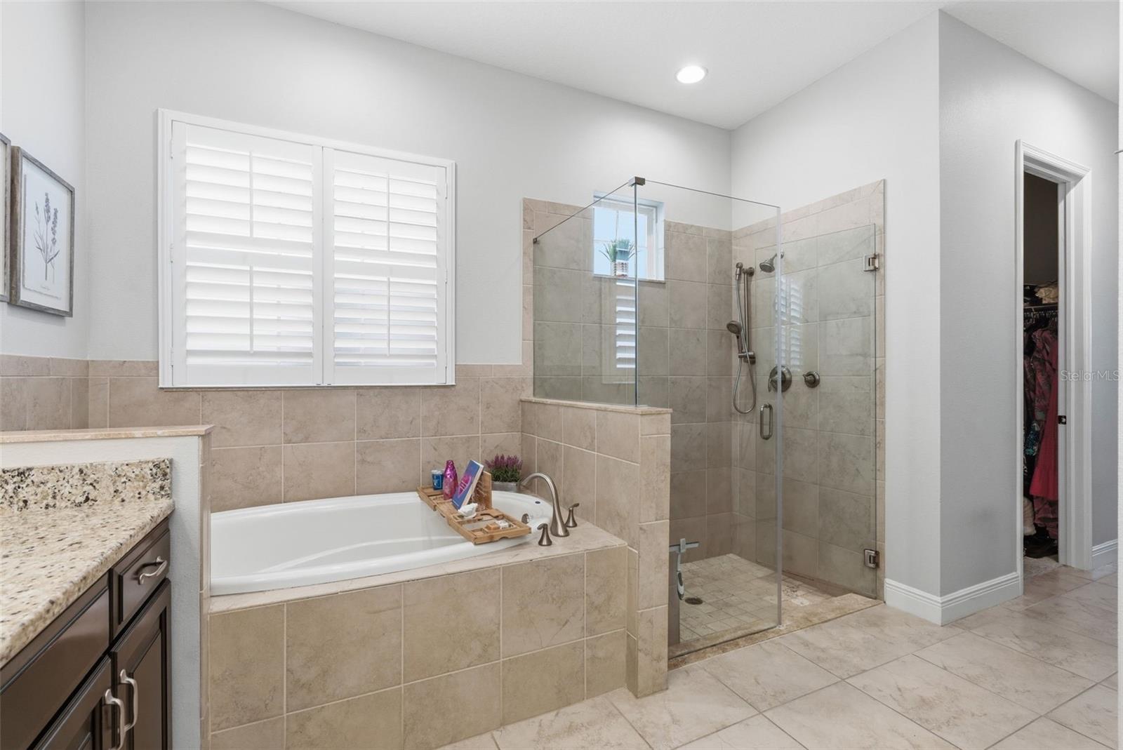 Image 18 of 33 For 624 Winterside Drive