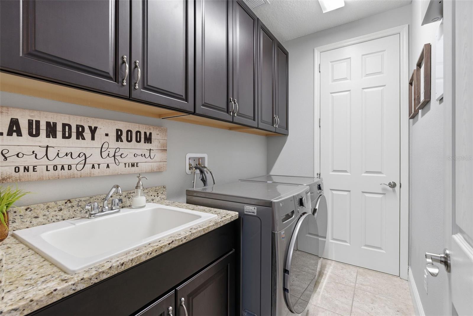 Image 29 of 33 For 624 Winterside Drive