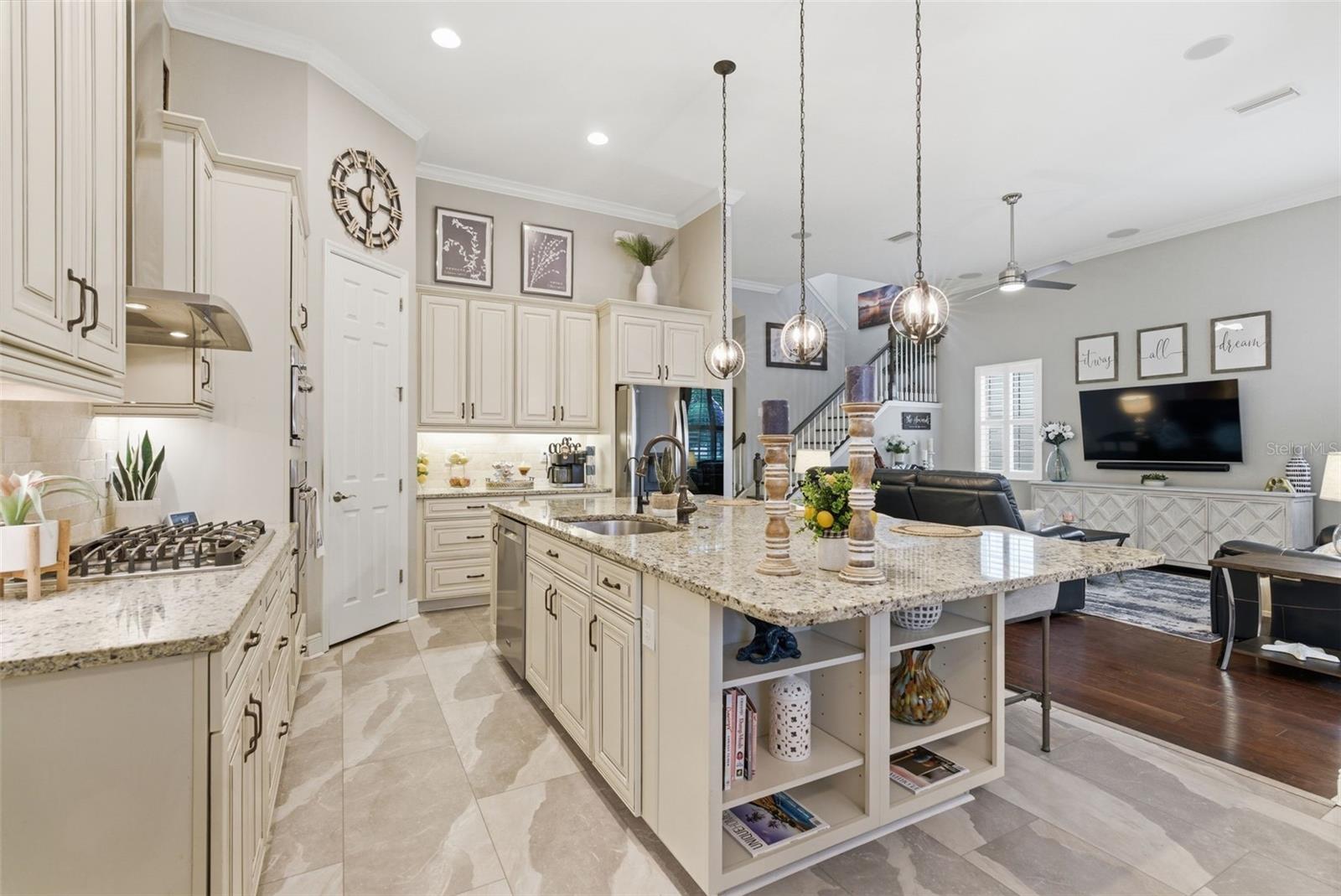 Image 8 of 33 For 624 Winterside Drive