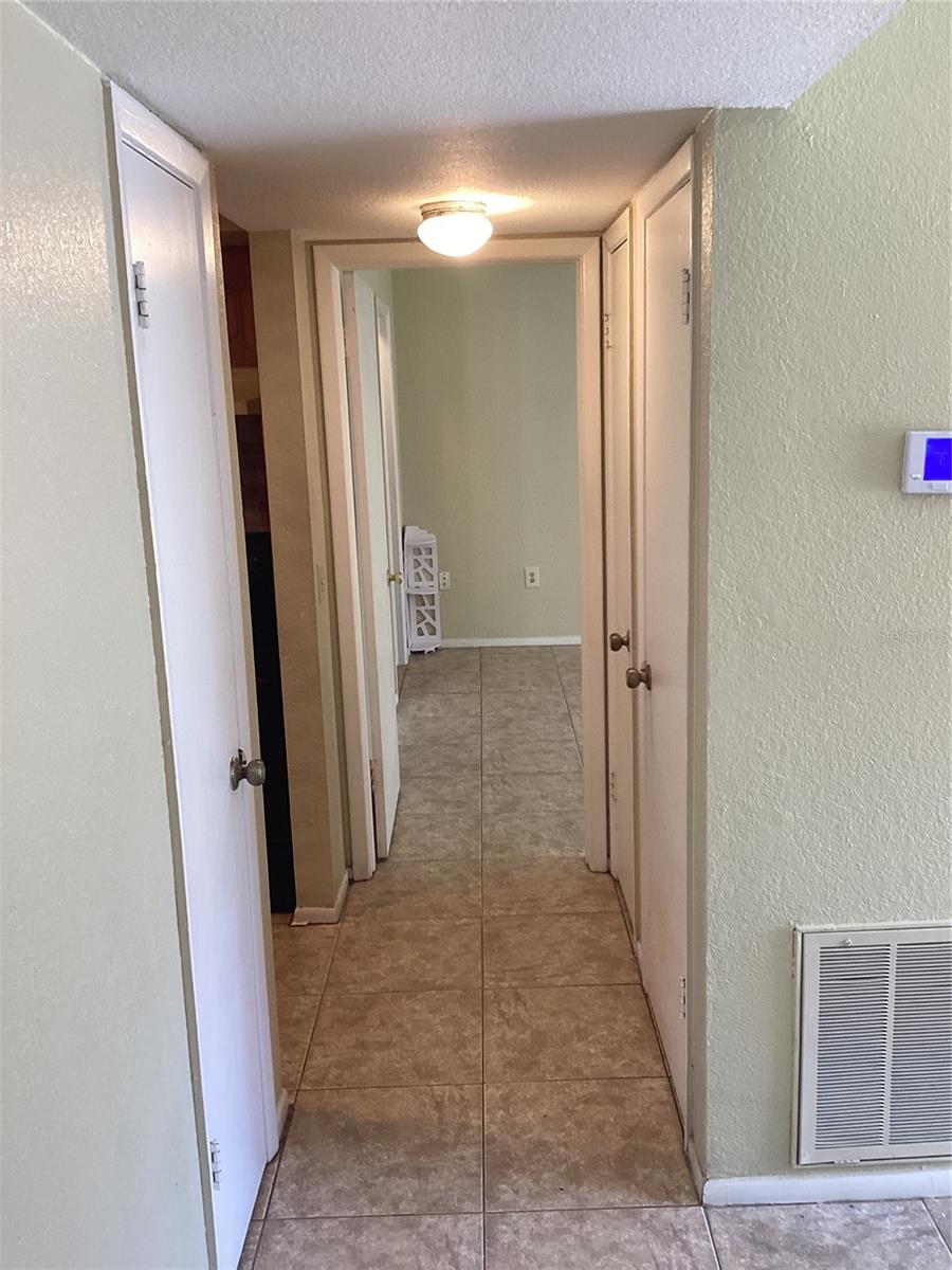 Image 13 of 23 For 14321 Hanging Moss Circle 101