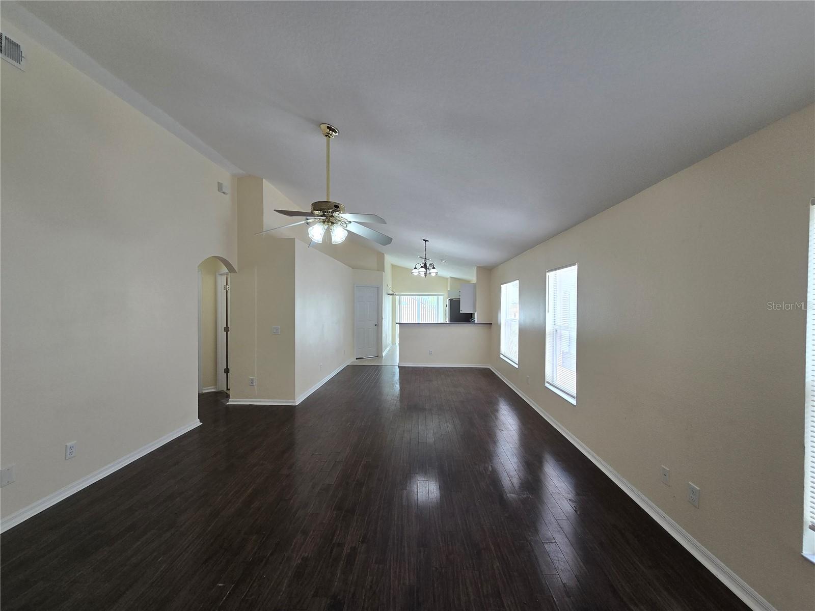 Image 2 of 14 For 545 Summer Sails Drive