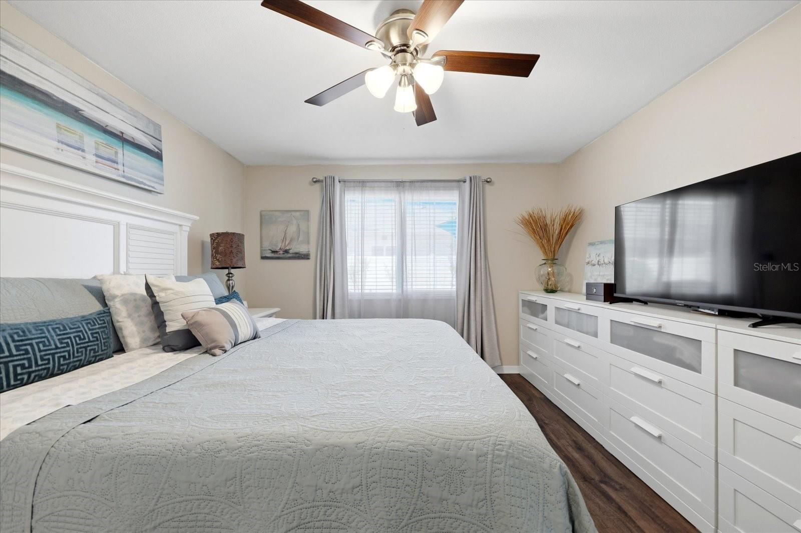 Image 12 of 28 For 6010 28th Street W