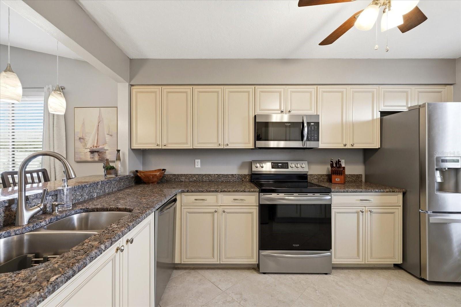 Image 5 of 28 For 6010 28th Street W