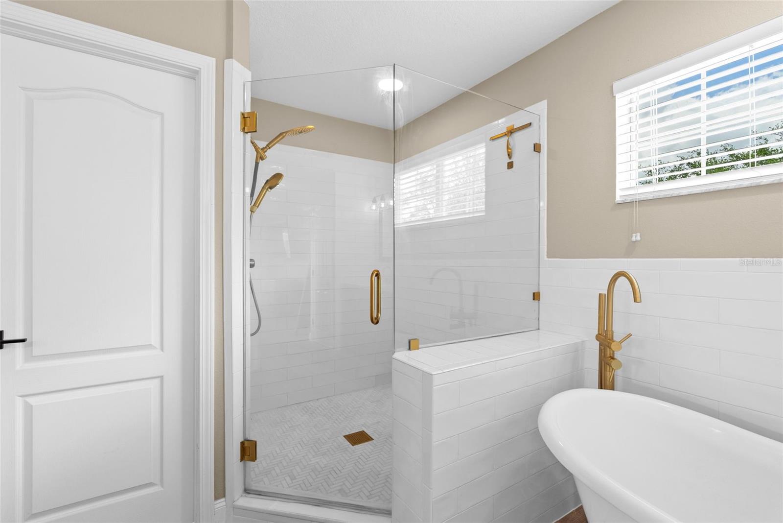 Image 24 of 69 For 7104 Moss Ledge Run