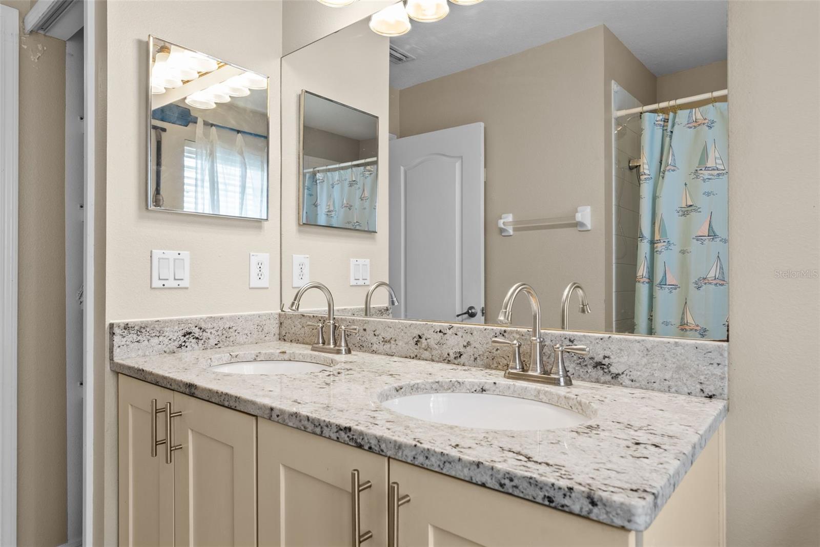 Image 36 of 69 For 7104 Moss Ledge Run