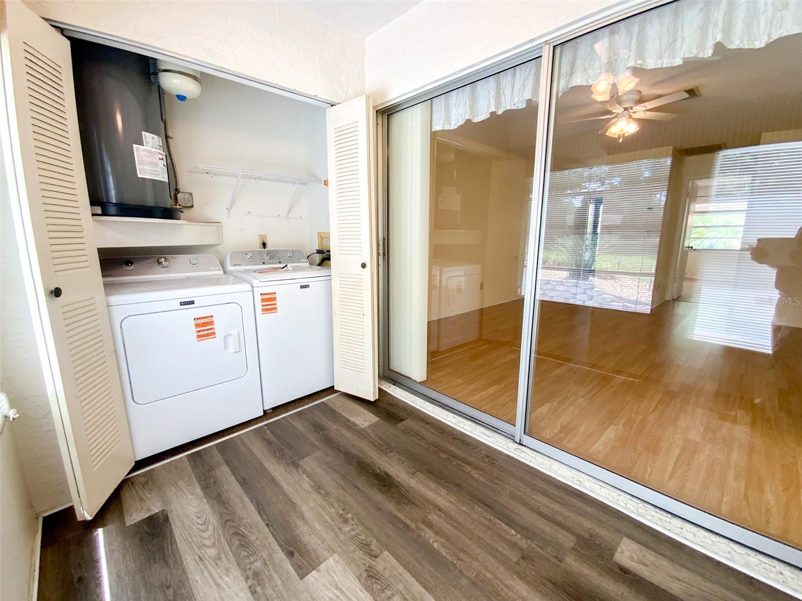 Image 18 of 37 For 1125 Montrose Place