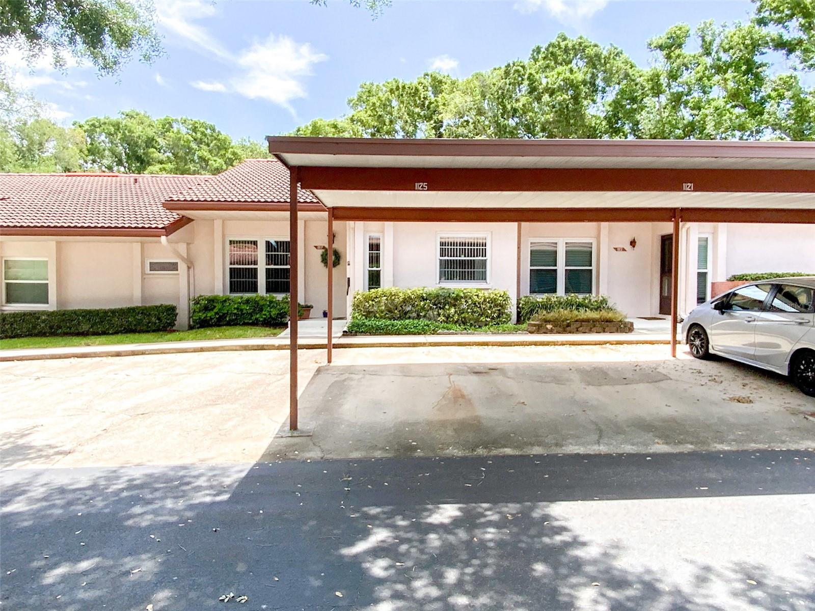 Image 21 of 37 For 1125 Montrose Place