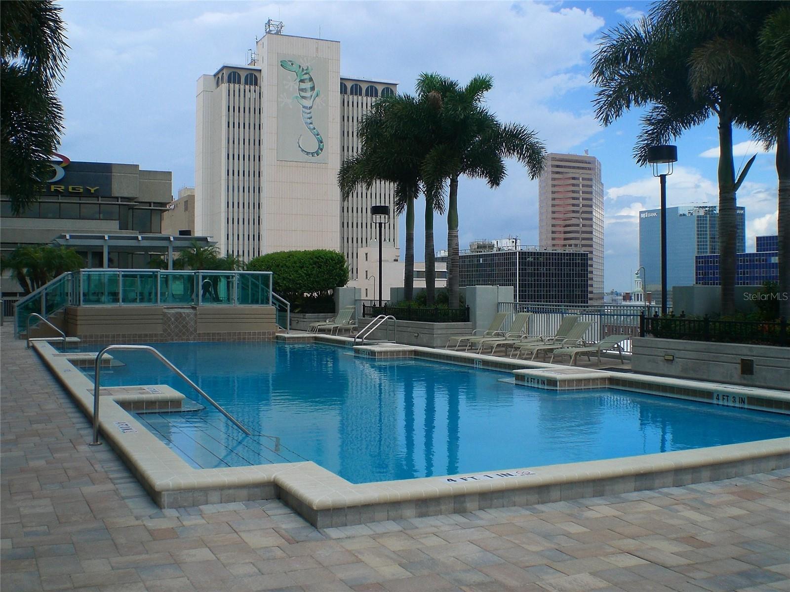 Image 11 of 16 For 777 Ashley Drive 1806