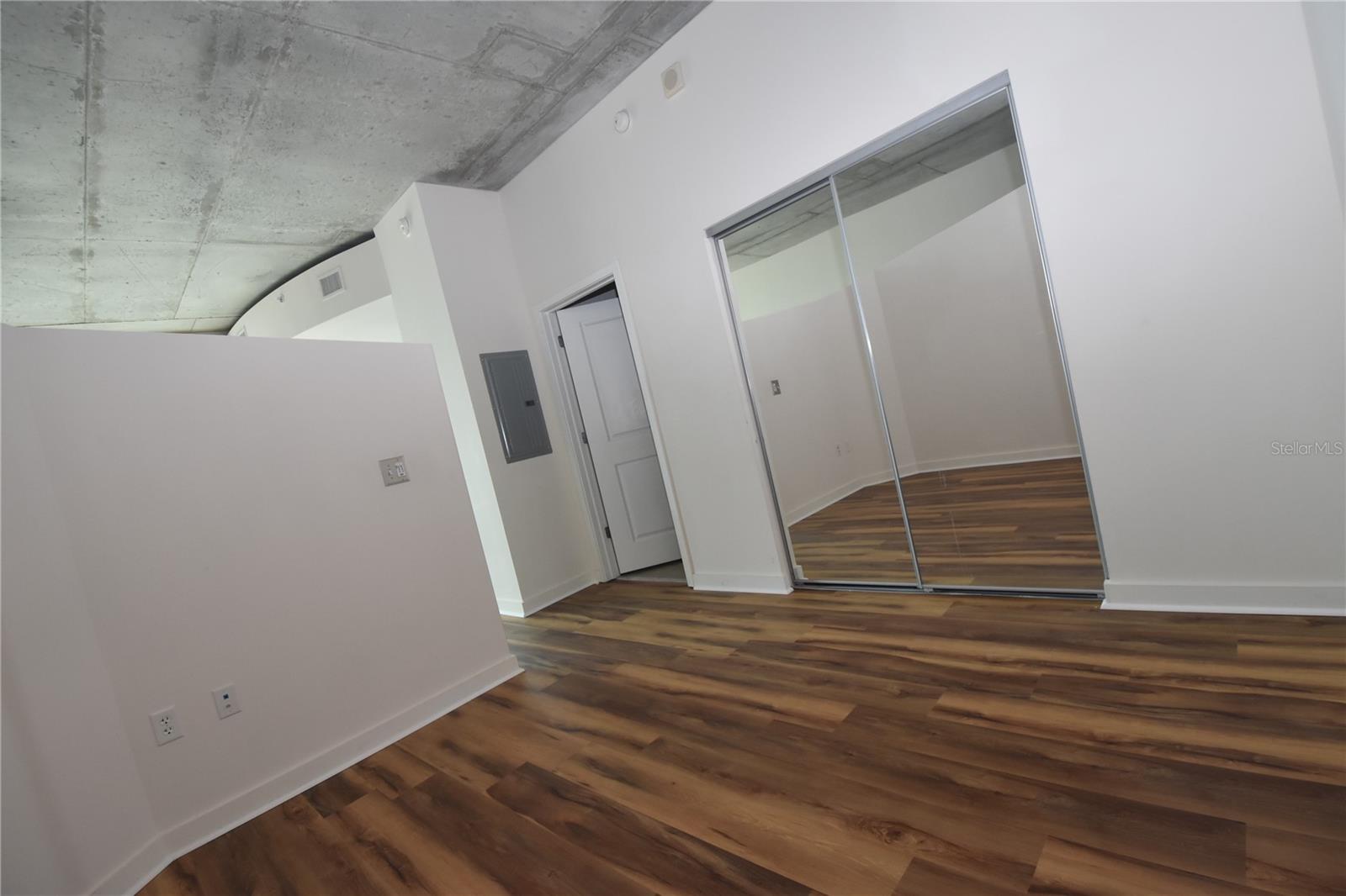 Image 5 of 16 For 777 Ashley Drive 1806