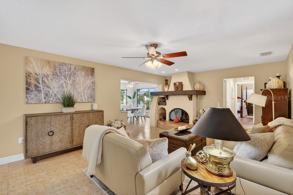 Image 20 of 46 For 4872 Waterbridge Down