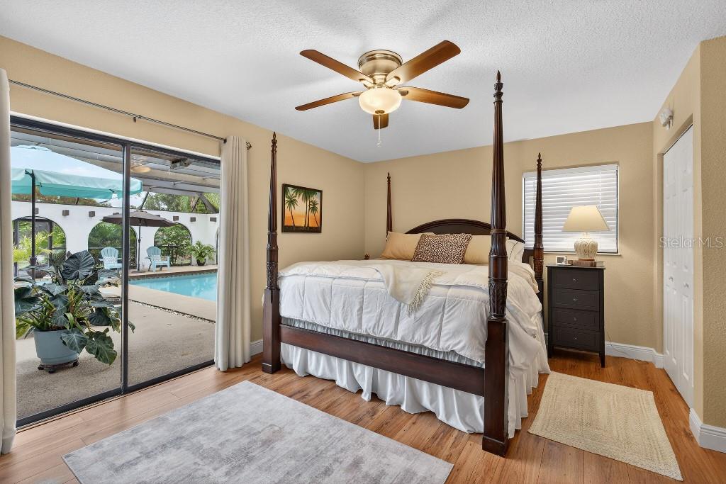 Image 24 of 46 For 4872 Waterbridge Down