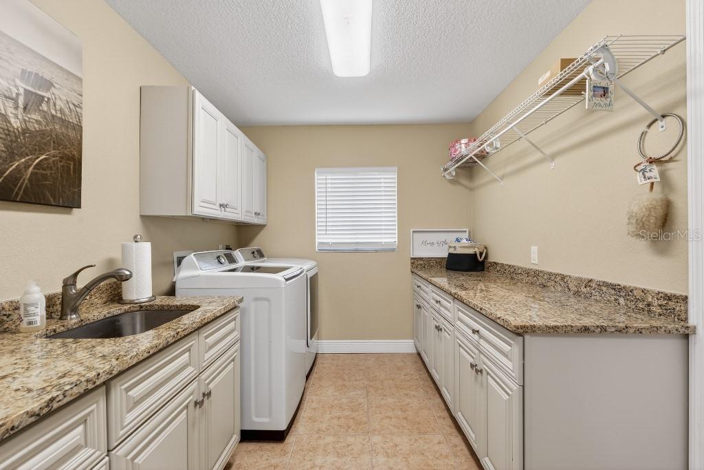 Image 29 of 46 For 4872 Waterbridge Down