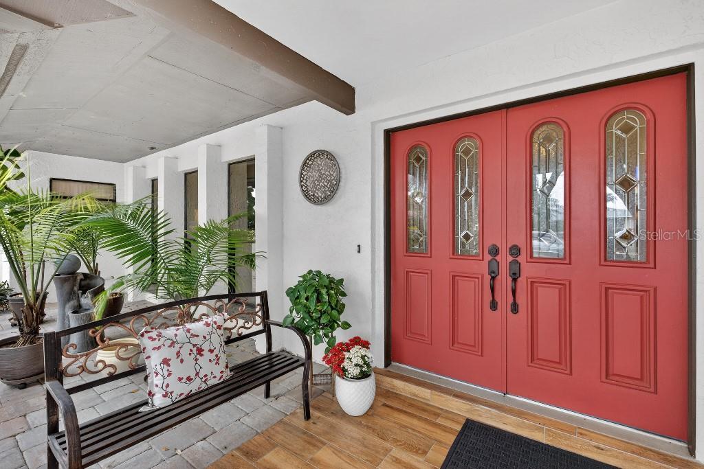 Image 3 of 46 For 4872 Waterbridge Down