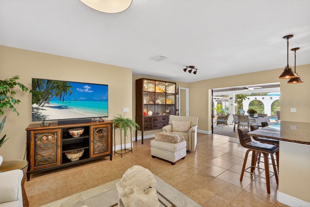 Image 7 of 46 For 4872 Waterbridge Down