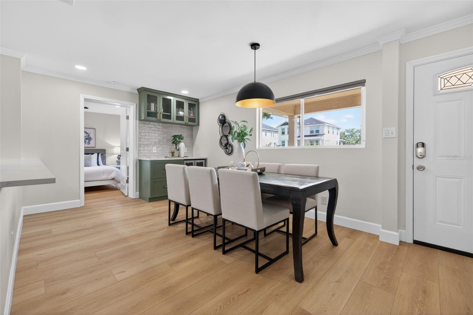 Image 13 of 44 For 413 43rd Avenue Ne