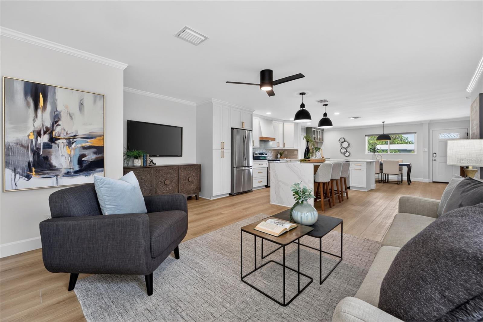 Image 17 of 44 For 413 43rd Avenue Ne