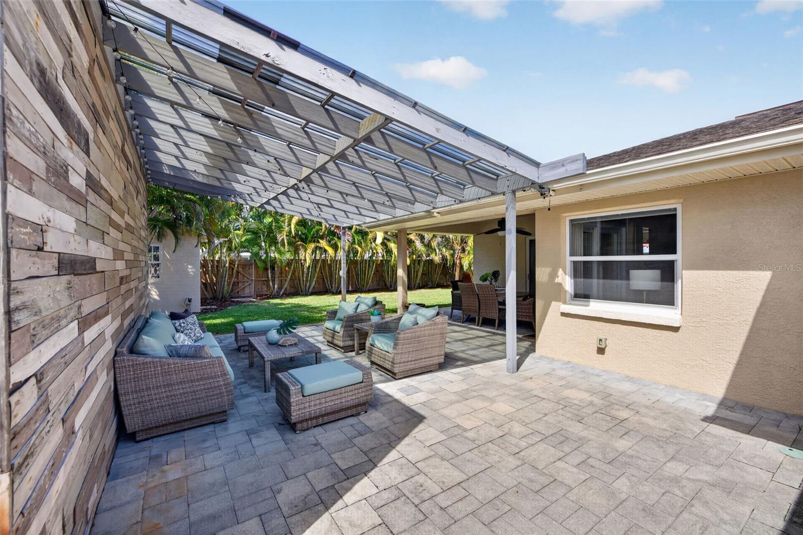 Image 33 of 44 For 413 43rd Avenue Ne