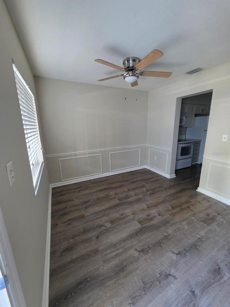 Image 5 of 21 For 350 79th Avenue N 134