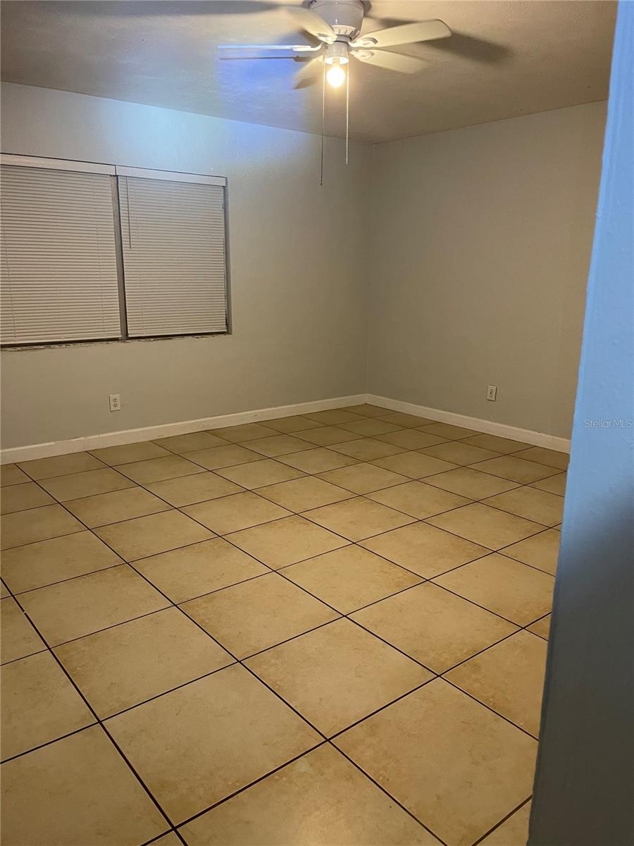 Image 21 of 21 For 121 33rd Avenue E