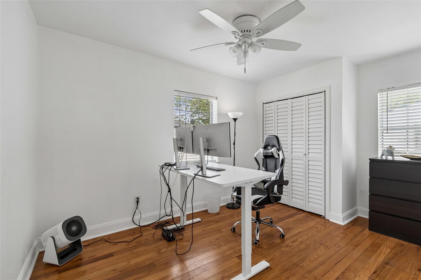 Image 30 of 73 For 2801 Manhattan Avenue