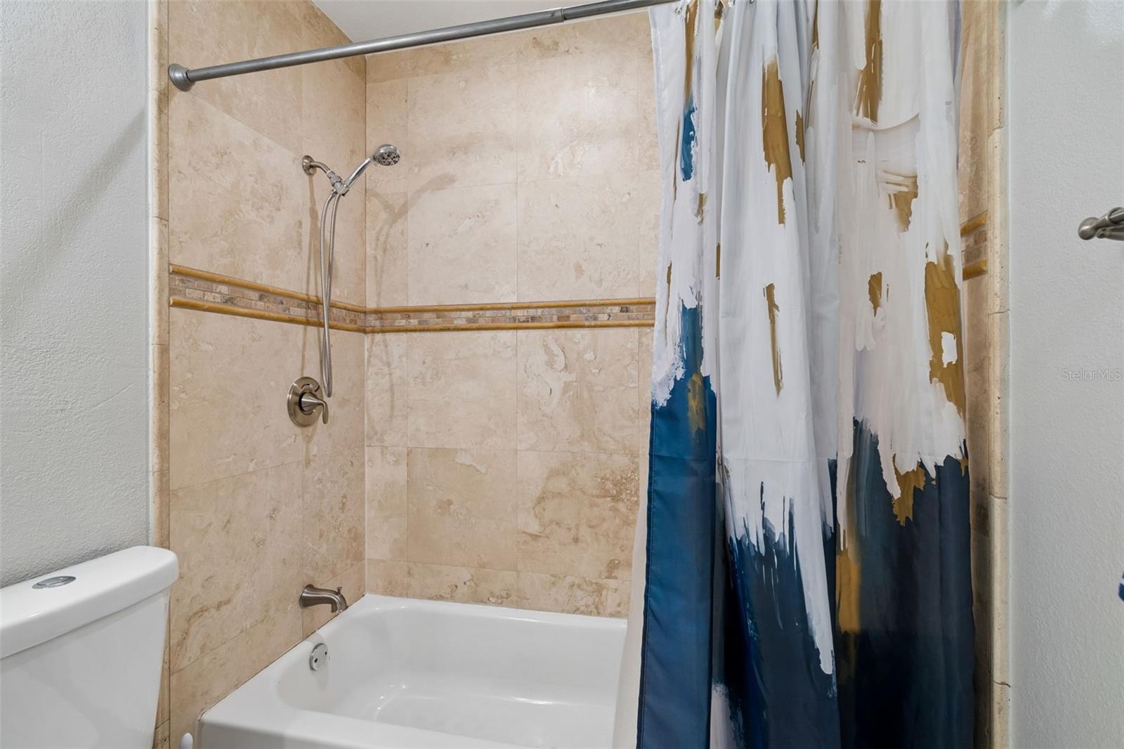 Image 37 of 73 For 2801 Manhattan Avenue