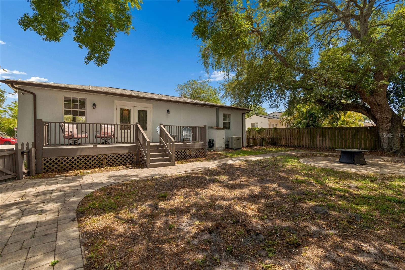 Image 42 of 73 For 2801 Manhattan Avenue