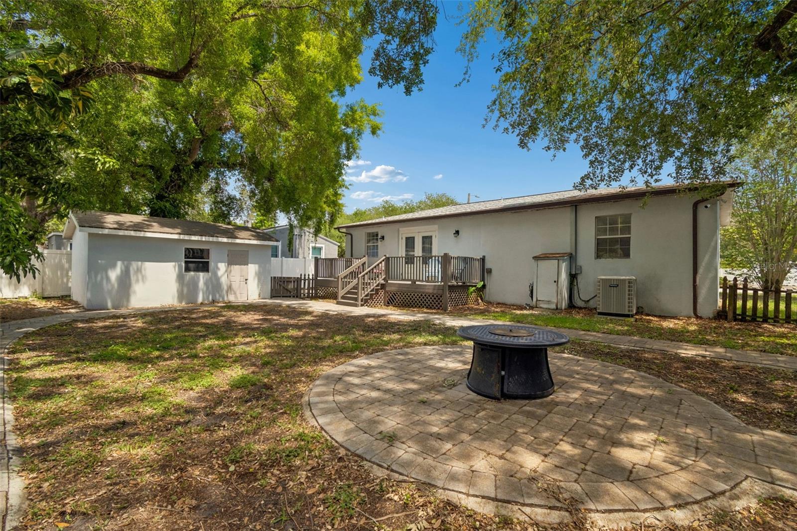 Image 44 of 73 For 2801 Manhattan Avenue