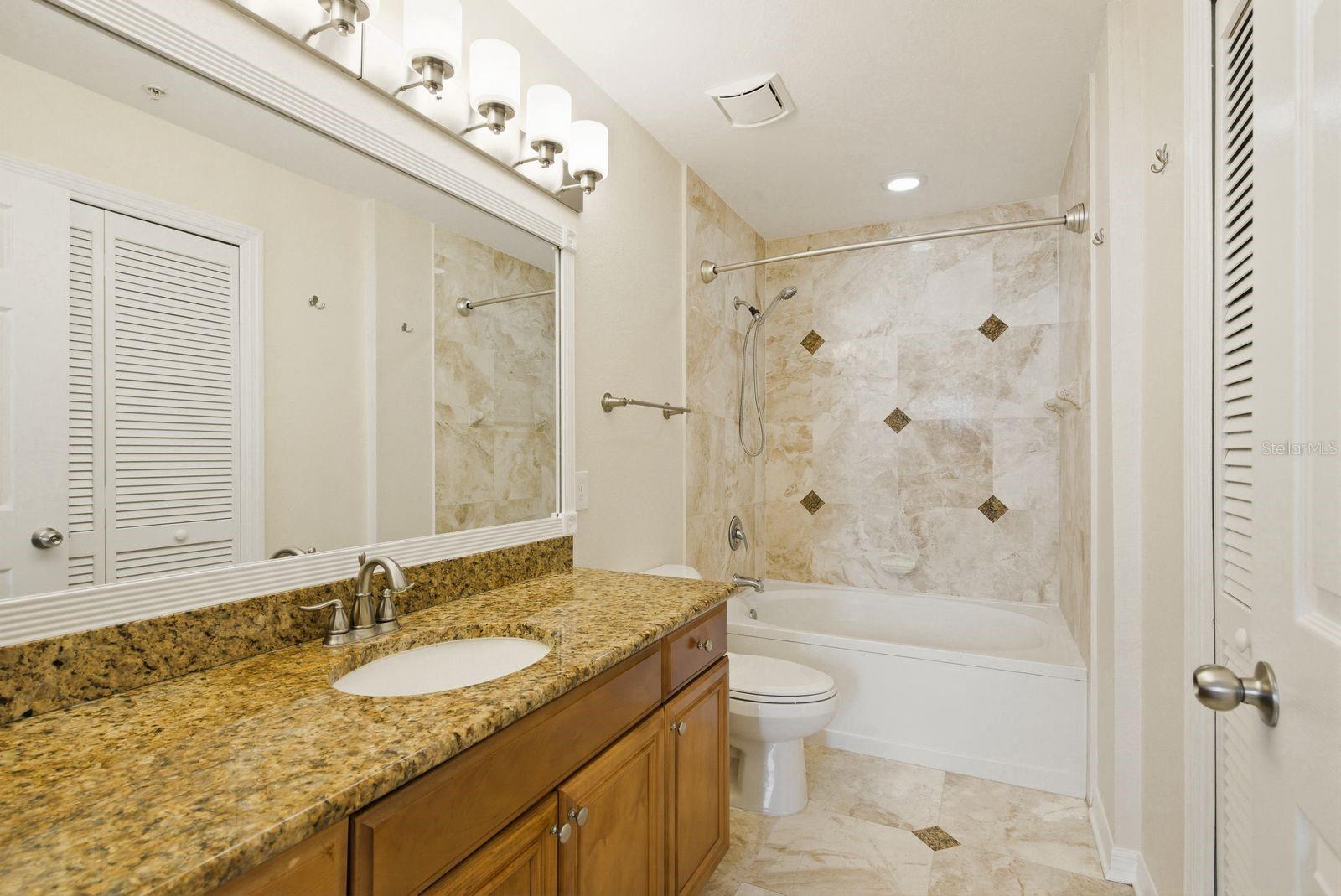 Image 23 of 61 For 700 Harbour Island Boulevard 718