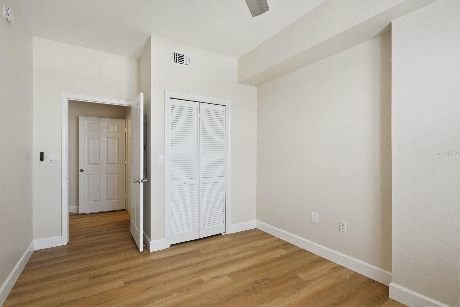 Image 25 of 61 For 700 Harbour Island Boulevard 718