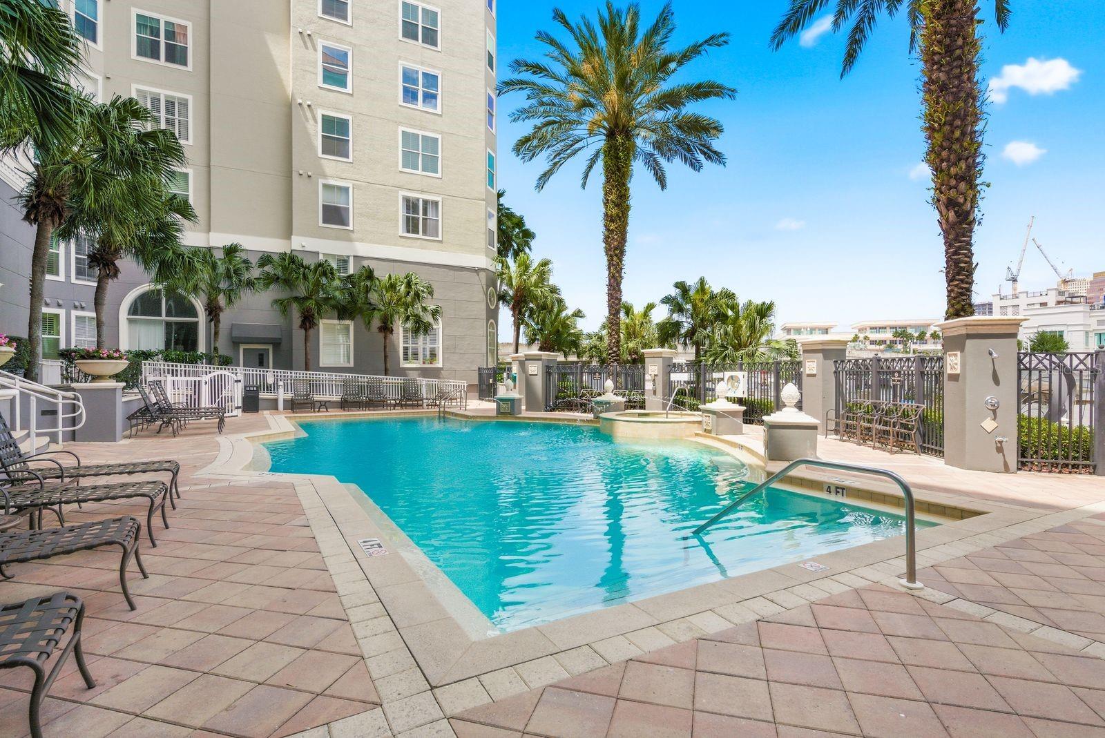 Image 41 of 61 For 700 Harbour Island Boulevard 718