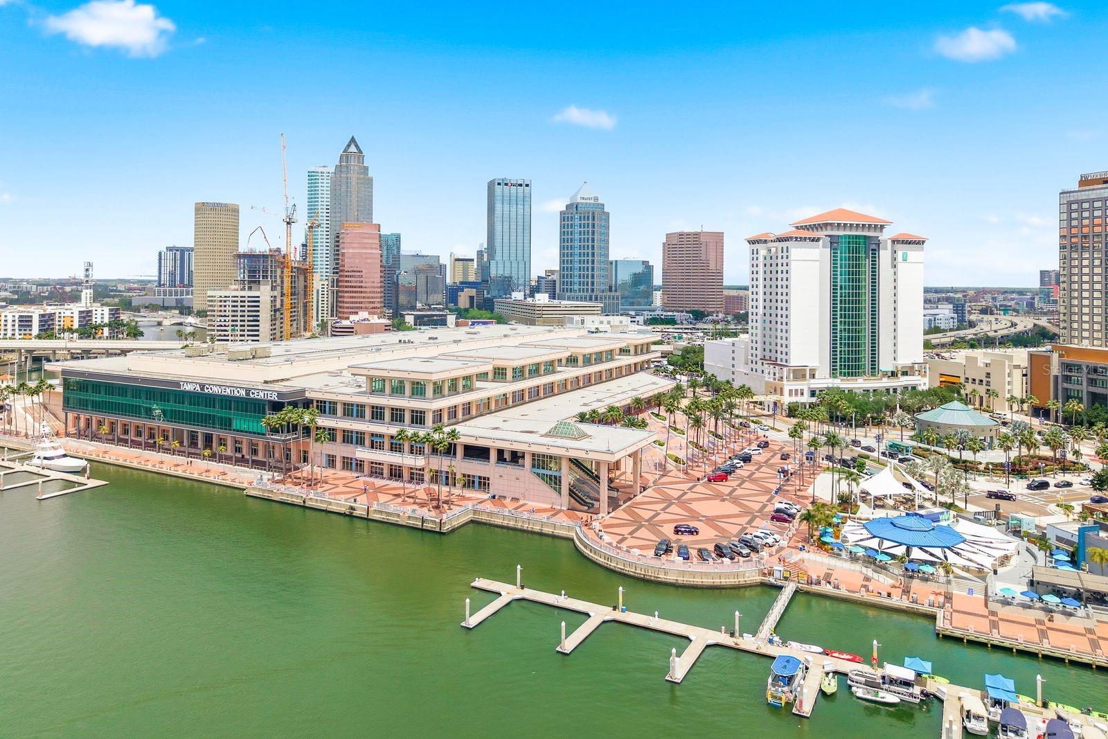 Image 50 of 61 For 700 Harbour Island Boulevard 718