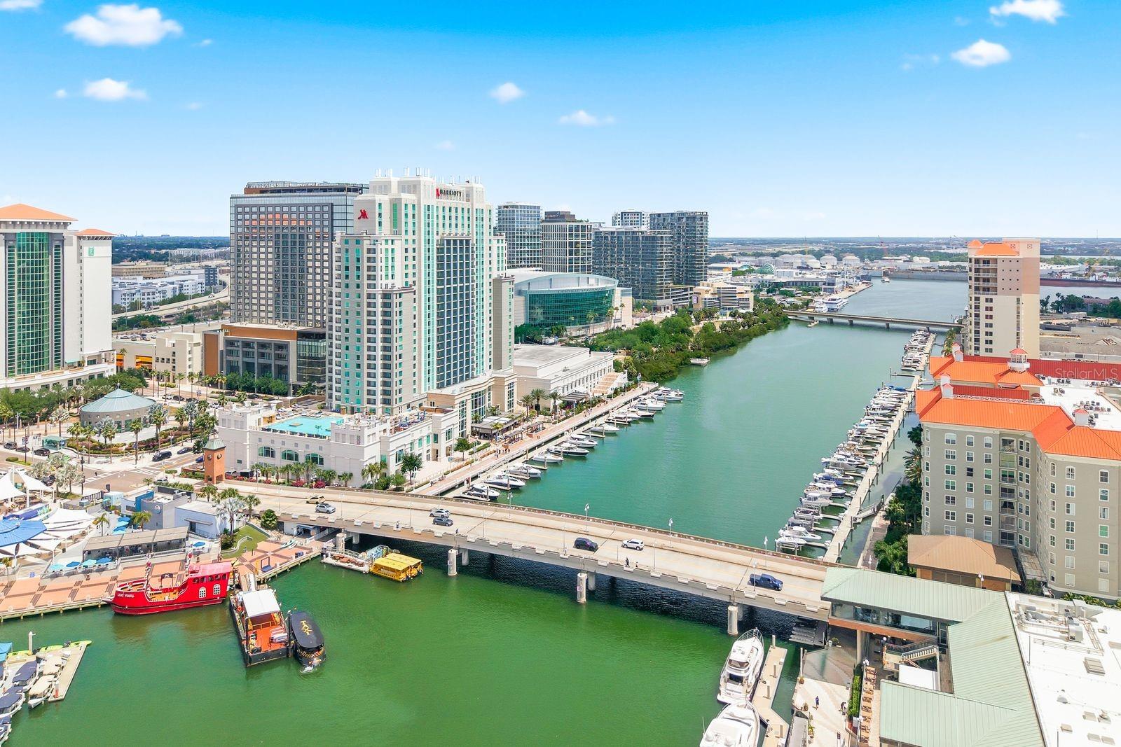 Image 52 of 61 For 700 Harbour Island Boulevard 718