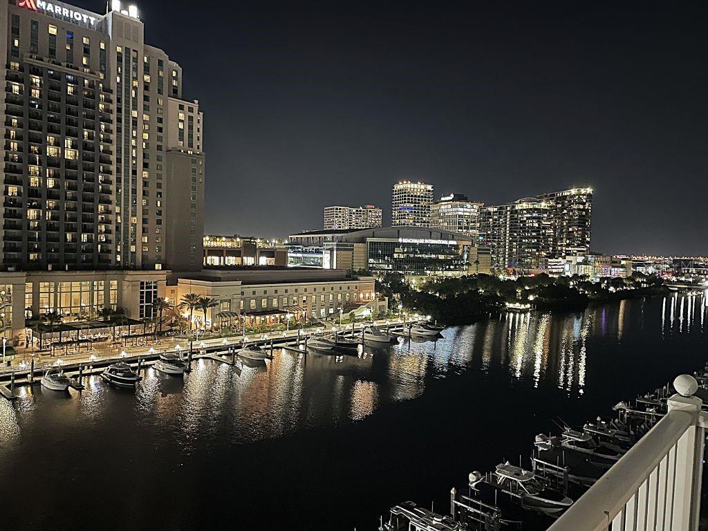 Image 60 of 61 For 700 Harbour Island Boulevard 718