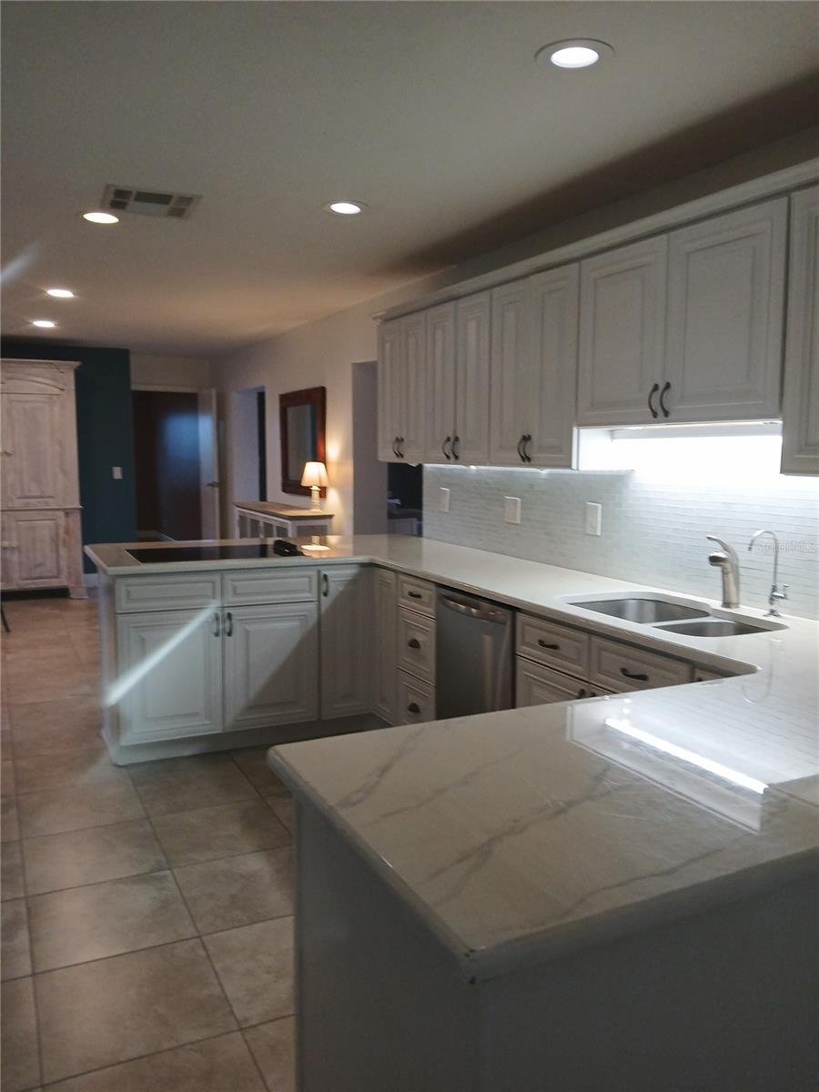 Image 15 of 46 For 186 Mandolin Drive