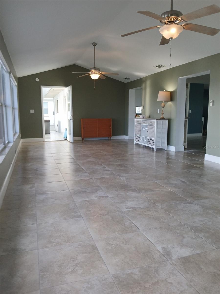 Image 19 of 46 For 186 Mandolin Drive