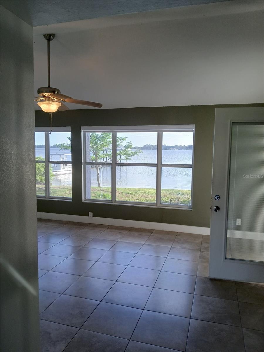 Image 21 of 46 For 186 Mandolin Drive