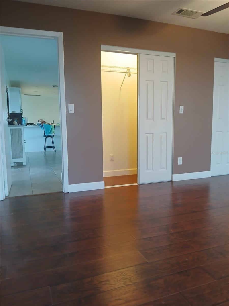 Image 22 of 46 For 186 Mandolin Drive