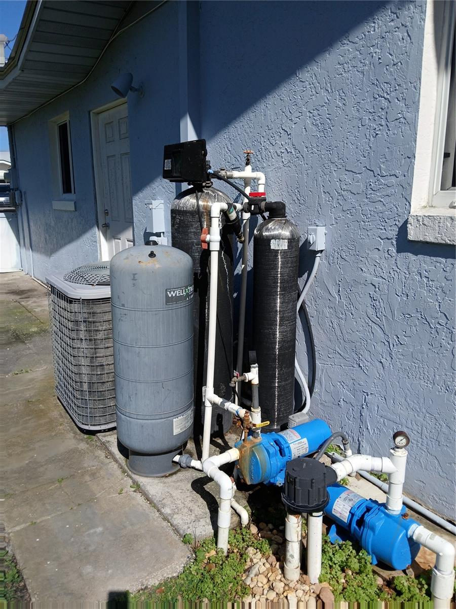 Image 37 of 46 For 186 Mandolin Drive