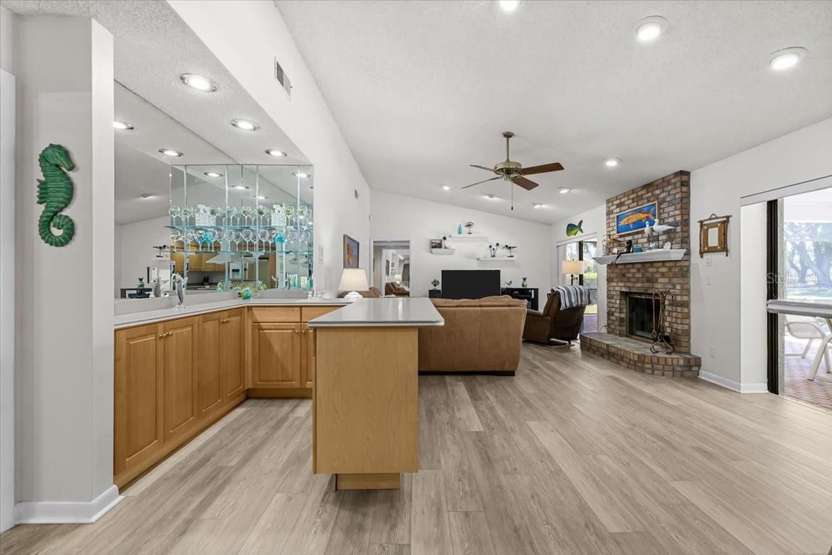 Image 13 of 61 For 3111 Hyde Park Drive