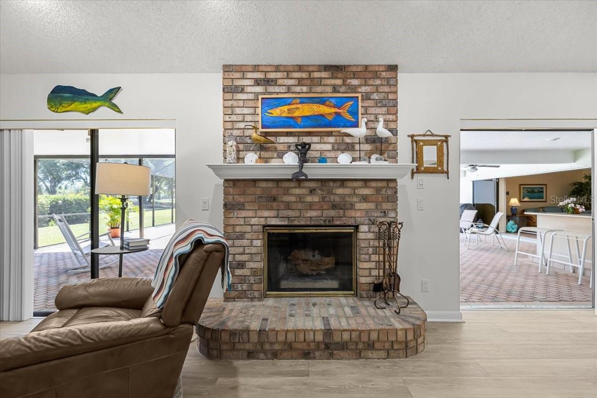 Image 21 of 61 For 3111 Hyde Park Drive