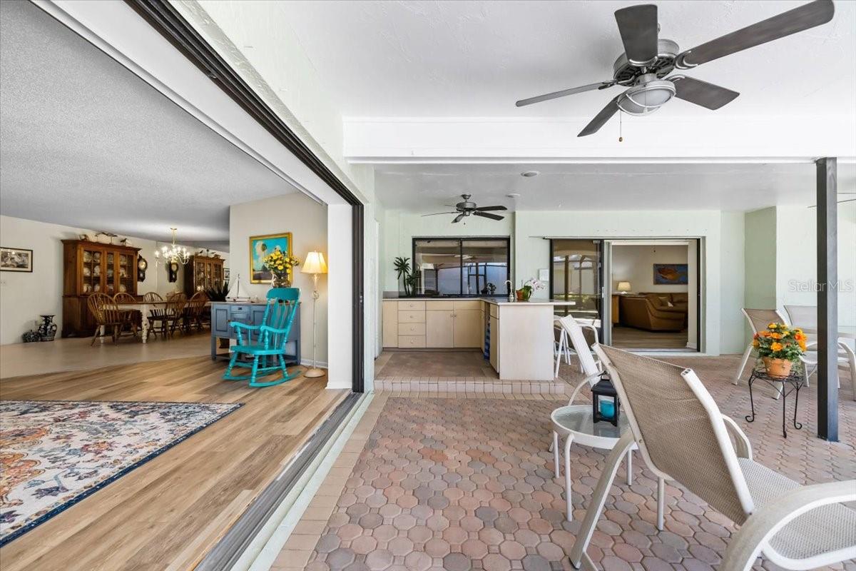 Image 30 of 61 For 3111 Hyde Park Drive