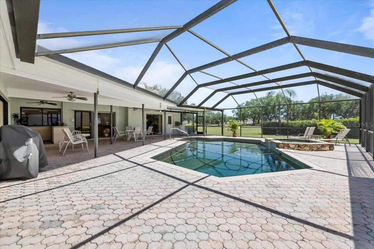 Image 31 of 61 For 3111 Hyde Park Drive