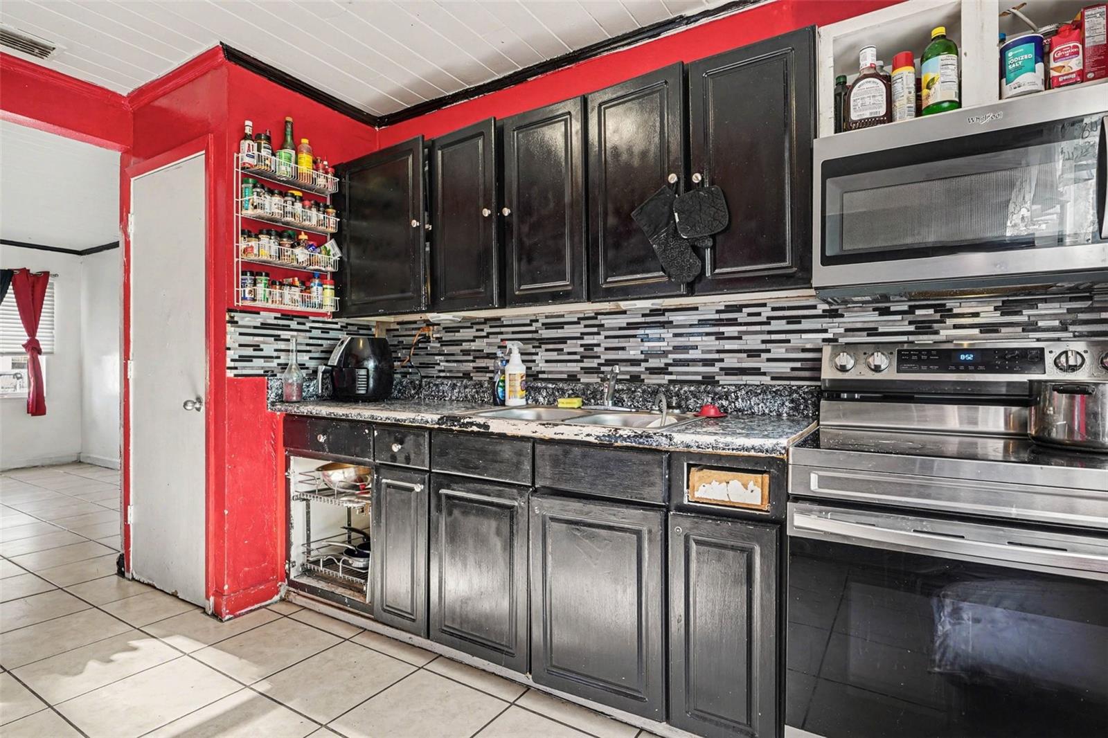 Image 11 of 28 For 2128 34th Street Nw