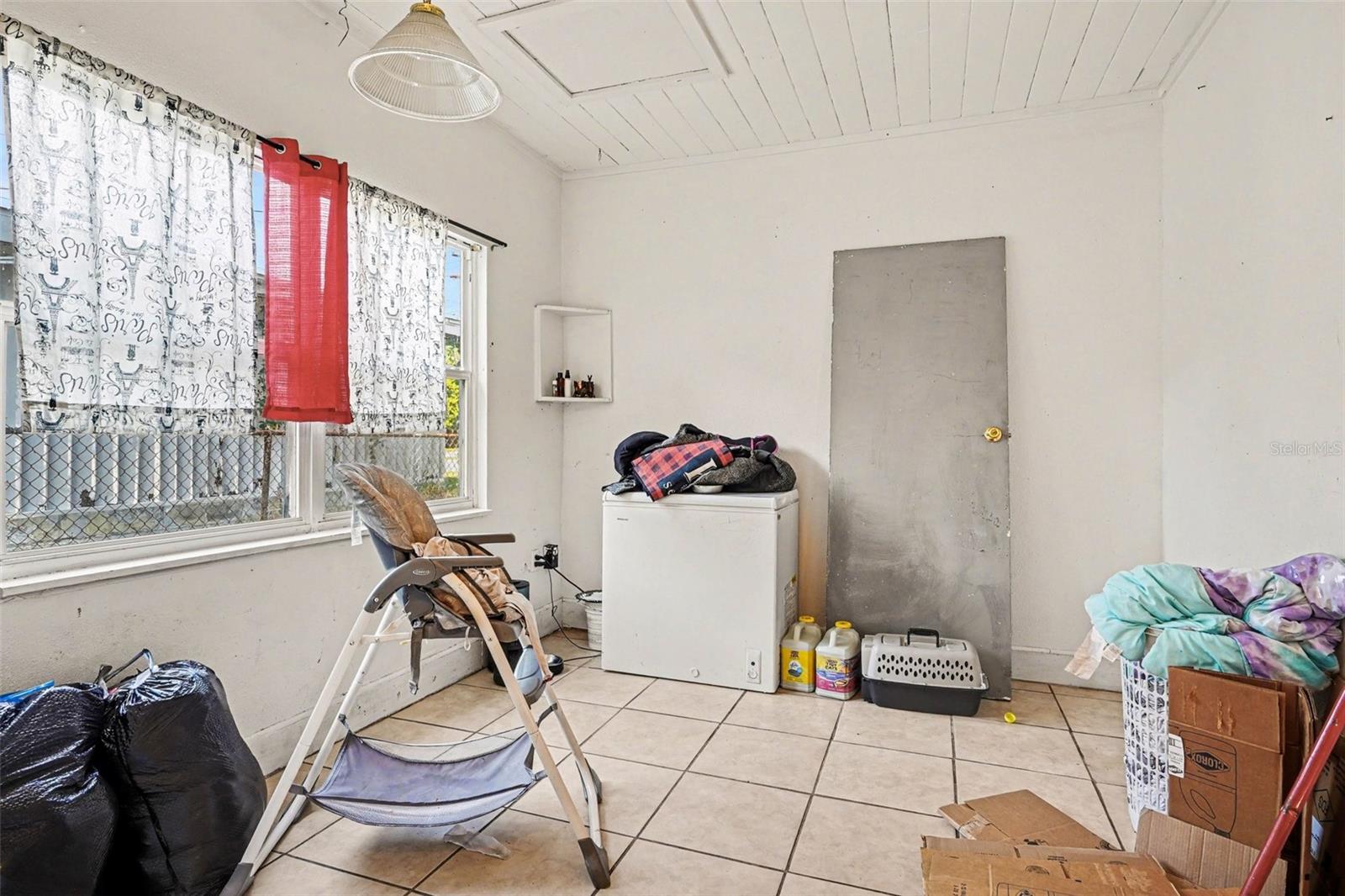 Image 14 of 28 For 2128 34th Street Nw