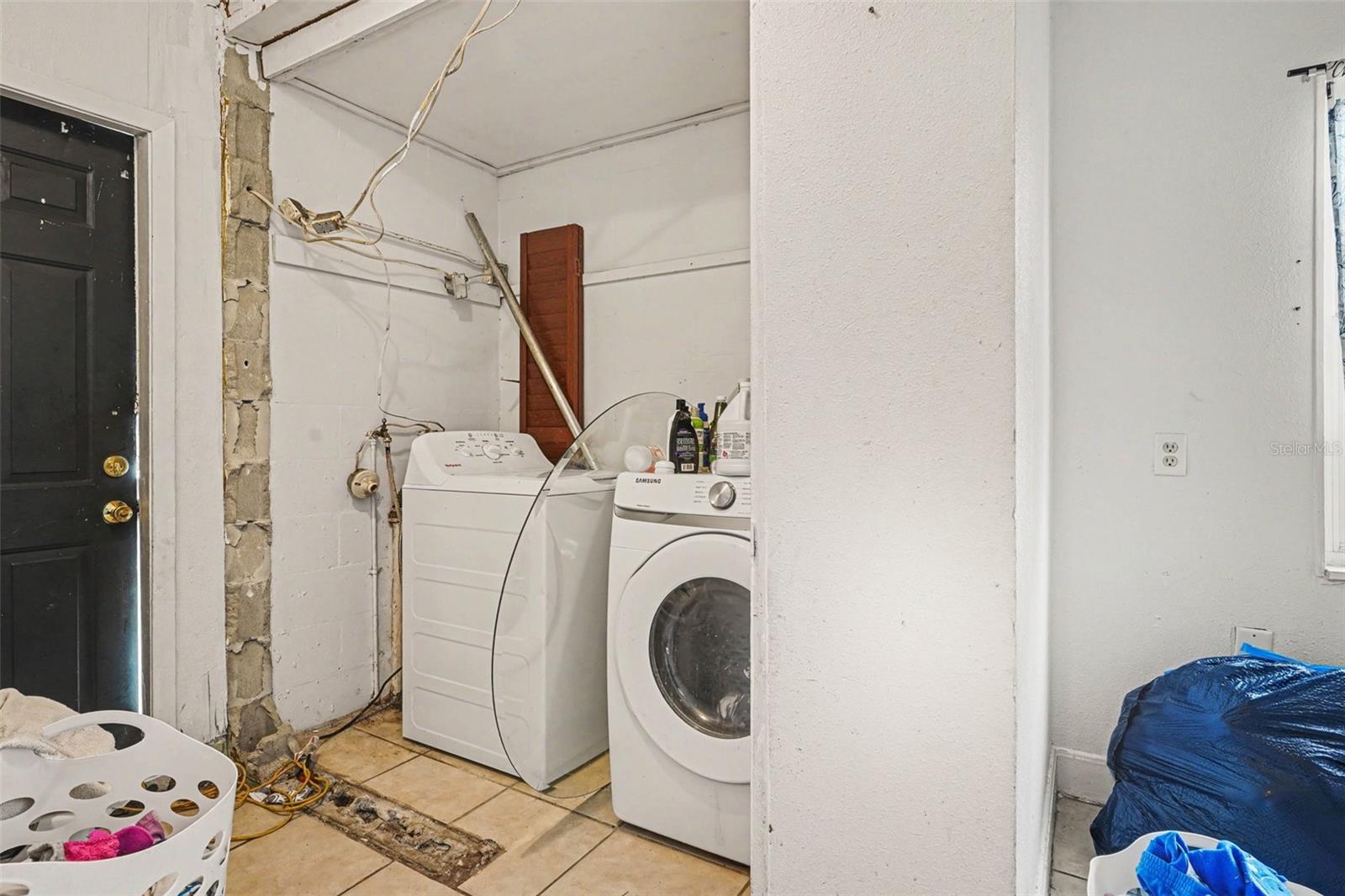 Image 17 of 28 For 2128 34th Street Nw